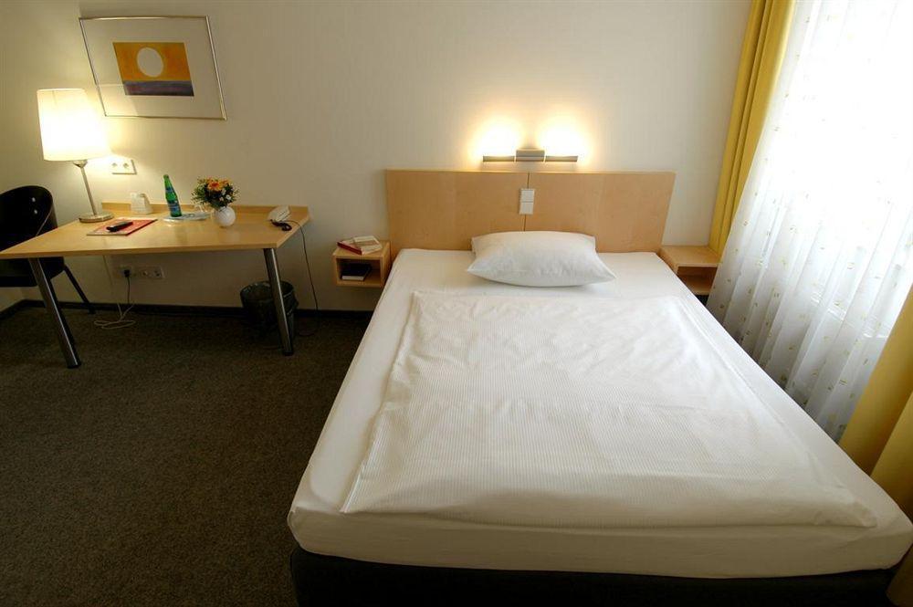 Cvjm Duesseldorf Hotel & Tagung Extérieur photo